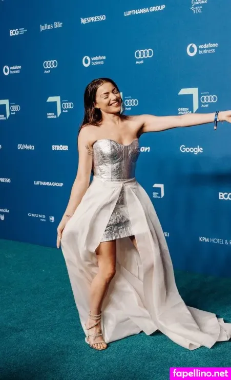 Anne Menden OnlyFans Thumbnail #ny8Rd5r2oI