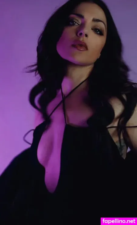 Anne Menden OnlyFans Thumbnail #xFNKMKFtCP