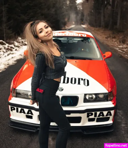 Anne Samanta Schubert OnlyFans Thumbnail #NaIPBtHJh6