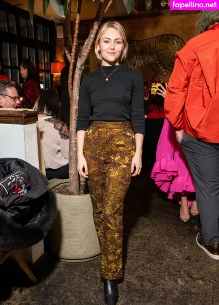 Anne Sofia Robbe OnlyFans Thumbnail #BIF1t9YLII