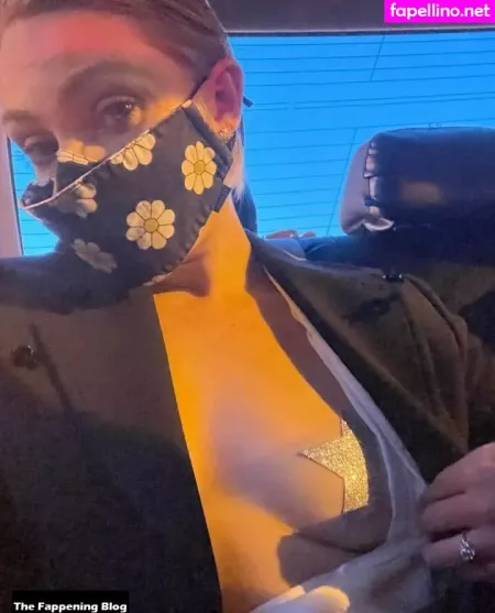 Anne Sofia Robbe OnlyFans Thumbnail #vSnddpe2Nx