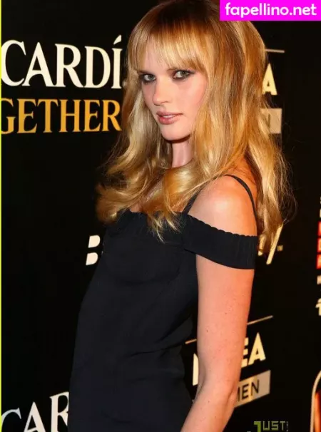 Anne Vyalitsyna OnlyFans Thumbnail #3vFkW7RHQM