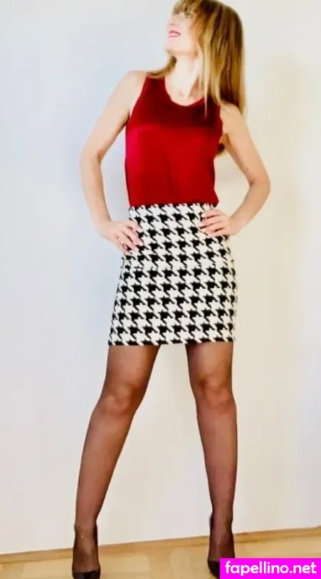 Anne Werner OnlyFans Thumbnail #G9R4mFV17S