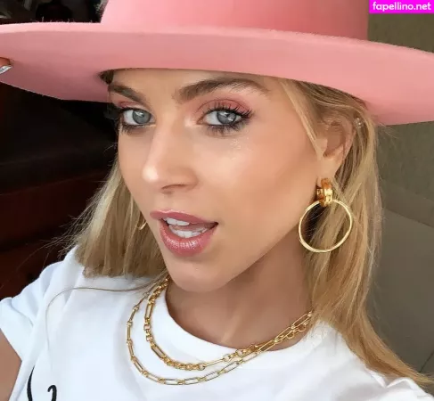 Anne Winters OnlyFans Thumbnail #GxLXwhE45f