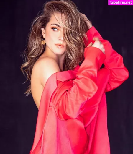 Anne Winters OnlyFans Thumbnail #bPU7a1nJpb