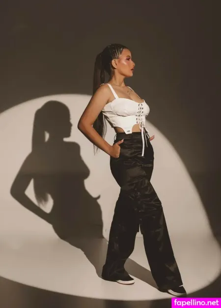 Annedixie OnlyFans Thumbnail #3OMszbHRan