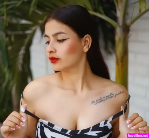 Annedixie OnlyFans Thumbnail #TDEZY6RWPf