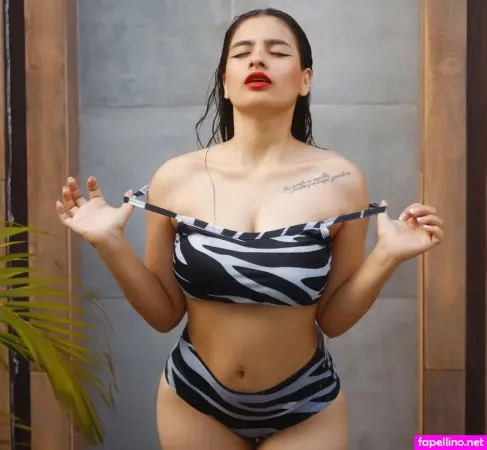 Annedixie OnlyFans Thumbnail #dA76LX9QVI