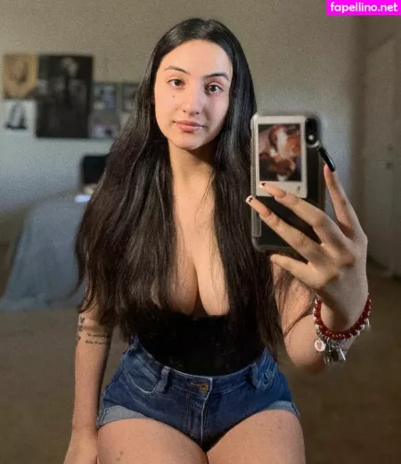Anneiise OnlyFans Thumbnail #8bNArnYm1d