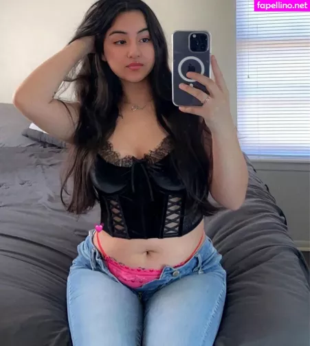Anneiise OnlyFans Thumbnail #u1jkXILpE7