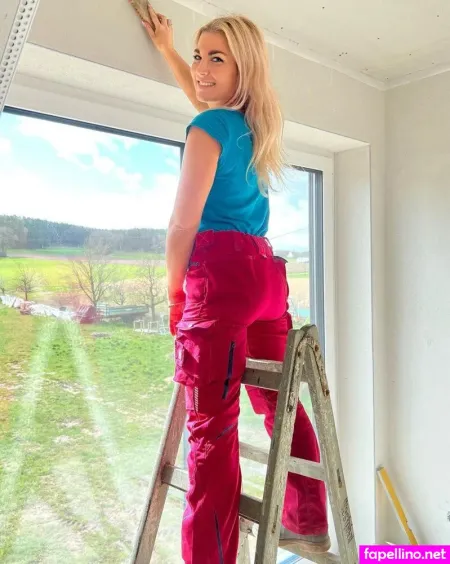 Annekastrotmann OnlyFans Thumbnail #HRTzhoMkNg