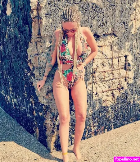 Annekay01 OnlyFans Thumbnail #5Us7EZKofA