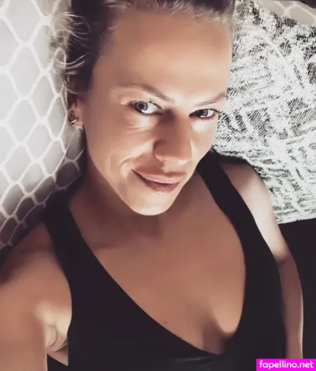 Anneke Drkopp OnlyFans Thumbnail #7LWeNr1pwL