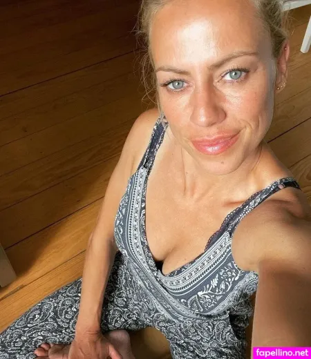 Anneke Drkopp OnlyFans Thumbnail #iPwhZcGLWs