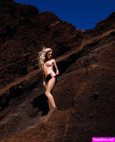 Anneke Drkopp OnlyFans Thumbnail #rkaZGnHrJn