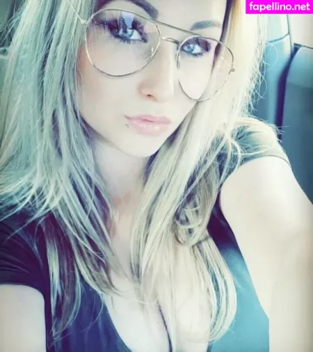 Anneke X OnlyFans Thumbnail #JPWvQXjqva