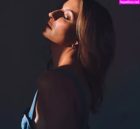 Anneliese Van Der Pol OnlyFans Thumbnail #IP1gs4L2wZ