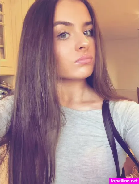 Annelise Brundell OnlyFans Thumbnail #4R2v83hMqi