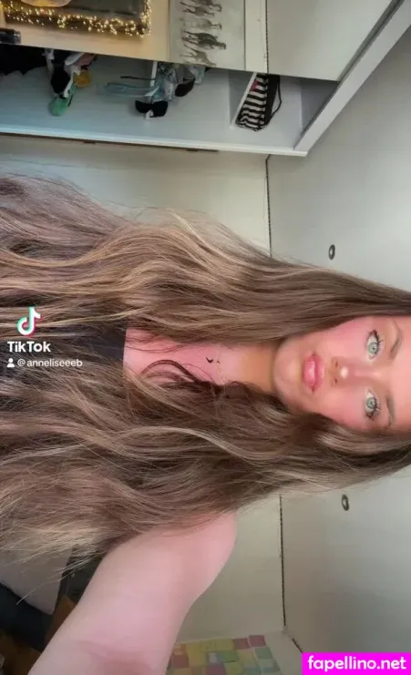 Annelise Brundell OnlyFans Thumbnail #Ip32o7K7TX