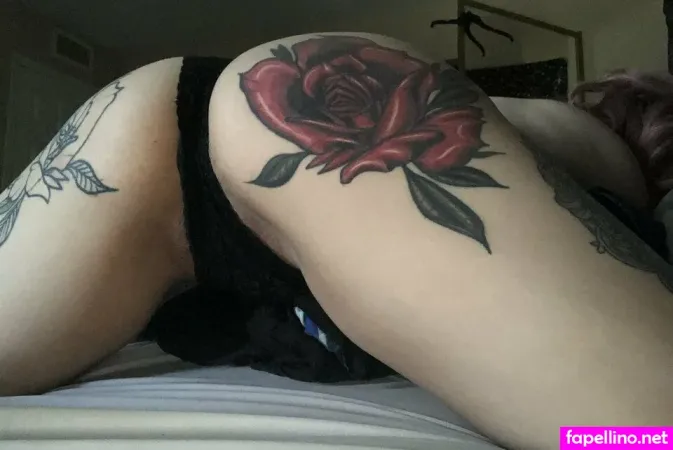 Annelise Wright OnlyFans Thumbnail #obkPbLNRrn