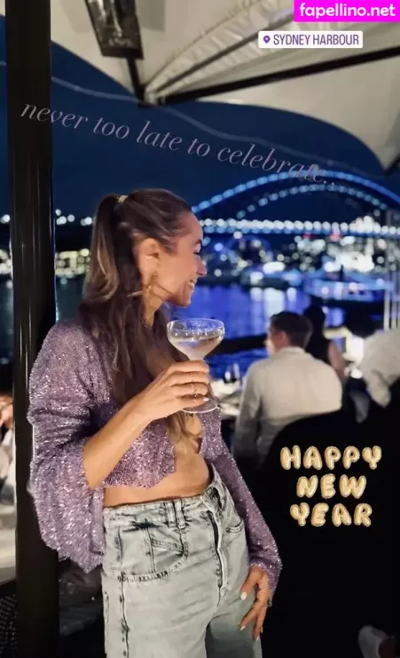 Annemarie Carpendale OnlyFans Thumbnail #0Qh807ZwQQ
