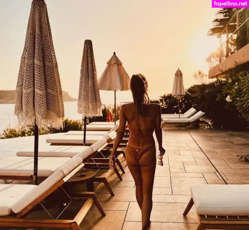 Annemarie Carpendale OnlyFans Thumbnail #2Vplm0ojg8