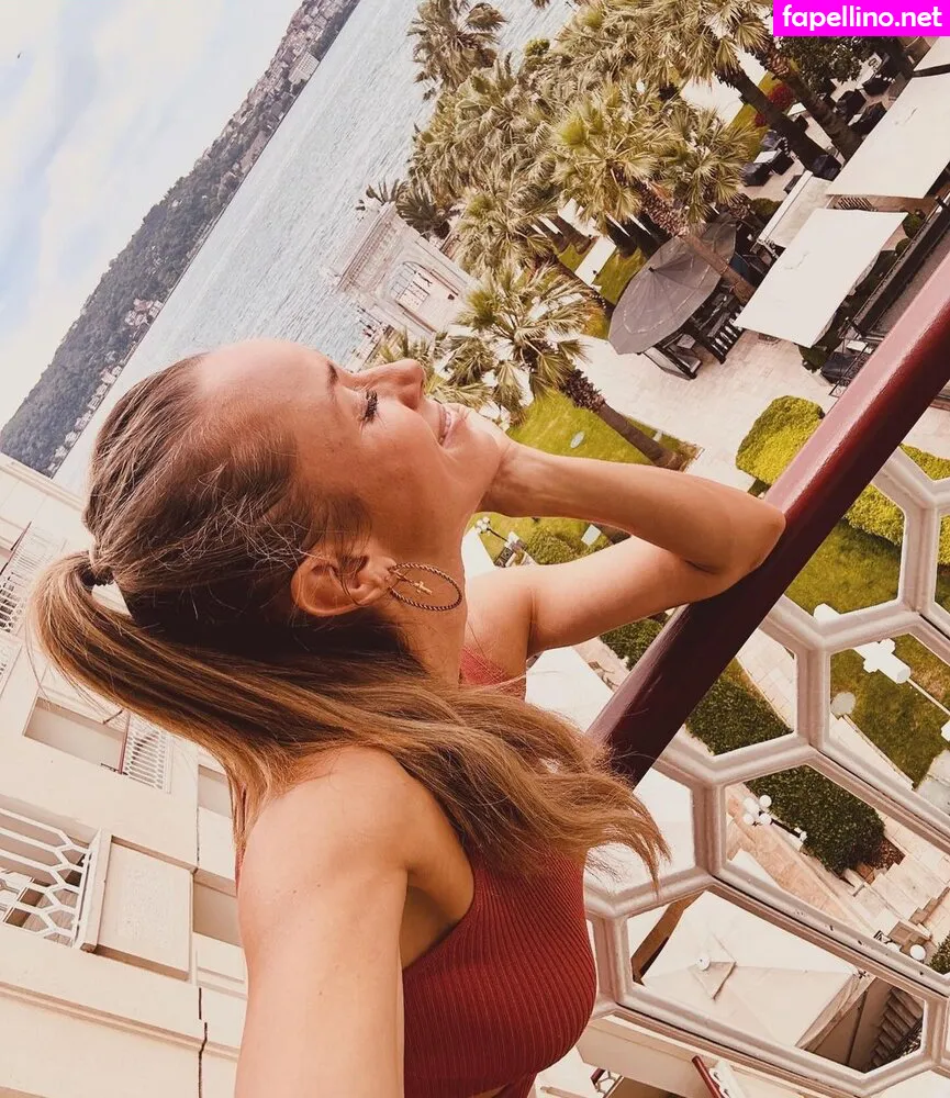 Warnkross, annie_carpendale Nude Leaked OnlyFans Photo #4EvOt5uWGr