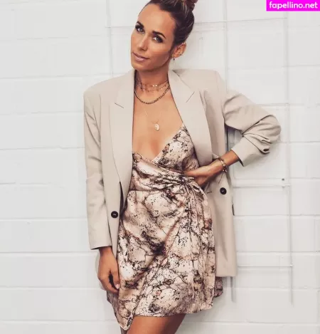Annemarie Carpendale OnlyFans Thumbnail #Iul8McNsnn