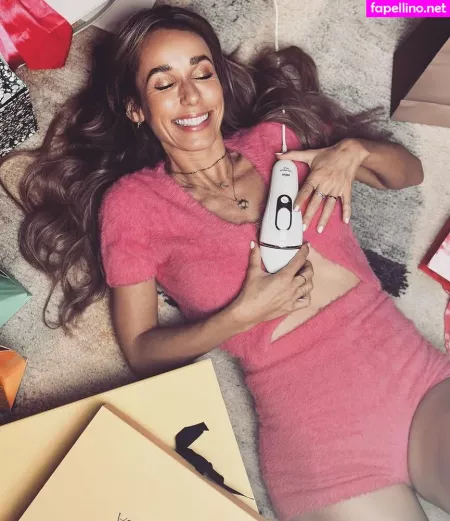 Annemarie Carpendale OnlyFans Thumbnail #PCyf9CD53N