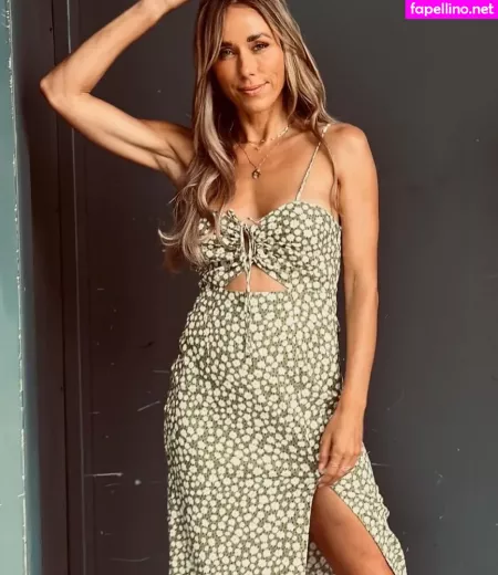 Annemarie Carpendale OnlyFans Thumbnail #SMjLbdtObL
