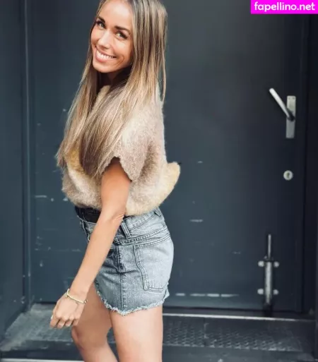 Annemarie Carpendale OnlyFans Thumbnail #UlSNV5pFpn