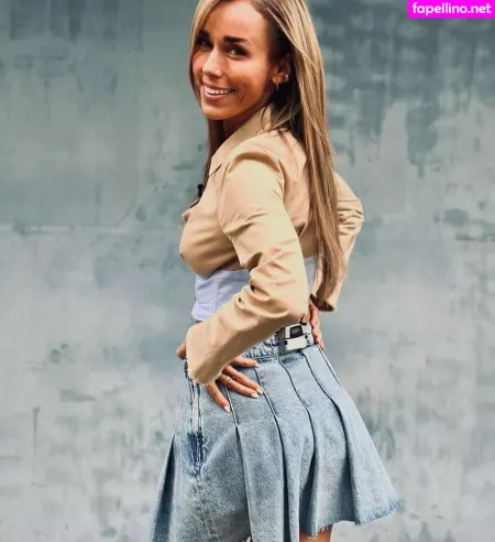 Annemarie Carpendale OnlyFans Thumbnail #XdBpqAnzBr