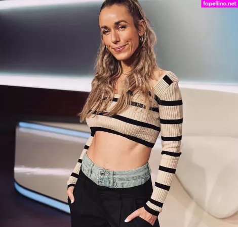 Annemarie Carpendale OnlyFans Thumbnail #j3EExa0dLF