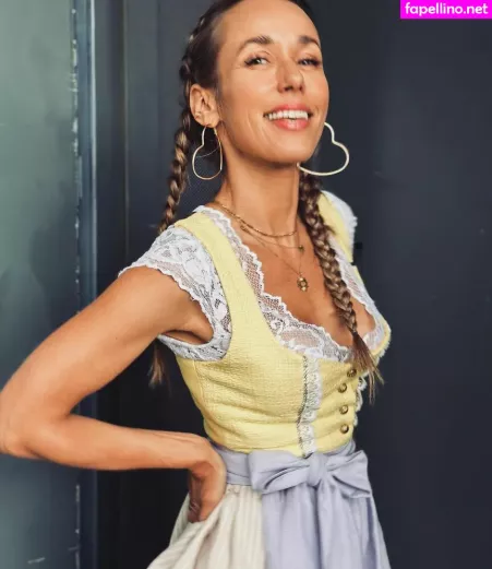 Annemarie Carpendale OnlyFans Thumbnail #l4TkXvmQ10