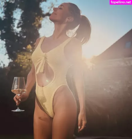 Annemarie Carpendale OnlyFans Thumbnail #oKszOKId3K