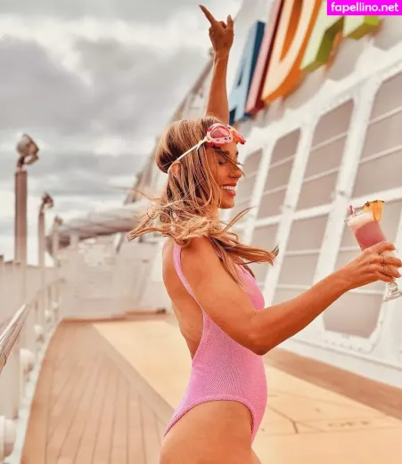 Annemarie Carpendale OnlyFans Thumbnail #rsXrqrn6M4