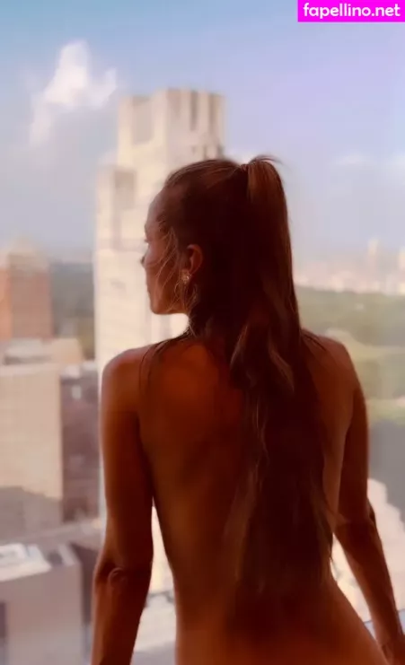 Annemarie Carpendale OnlyFans Thumbnail #xQeV3qaOQg