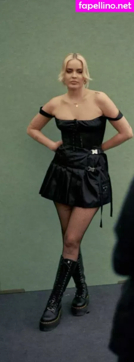 Annemarie OnlyFans Thumbnail #3peGgo106j