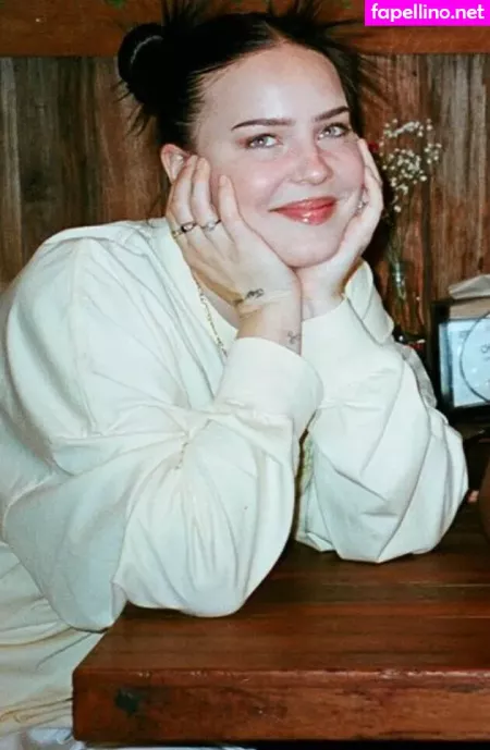 Annemarie OnlyFans Thumbnail #OYYcKJDJmD