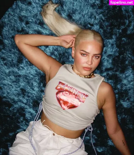 Annemarie OnlyFans Thumbnail #w5oTayhE1V