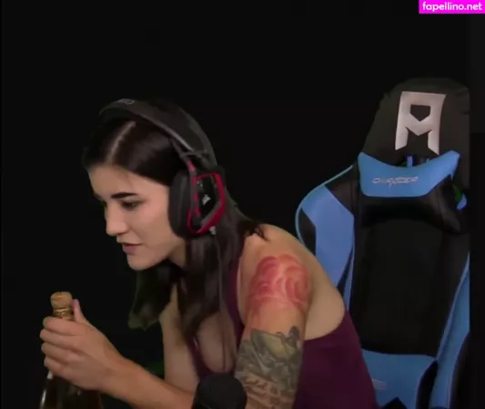 Annemunition OnlyFans Thumbnail #WLSvIJf1I8