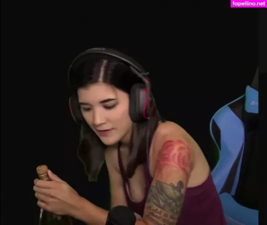 Annemunition OnlyFans Thumbnail #uthYWbqKGu