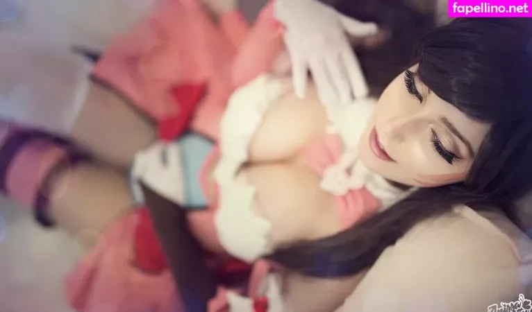 Anni The Duck OnlyFans Thumbnail #XfolZZoJZZ