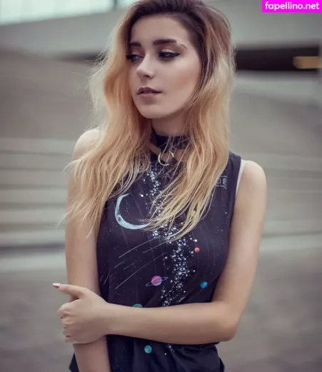 Anni The Duck OnlyFans Thumbnail #zaj1Uy7Xm3