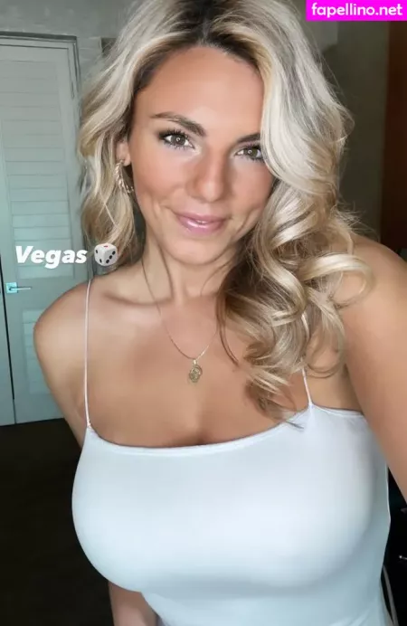 Annie Agar OnlyFans Thumbnail #Bgko6E6JYc