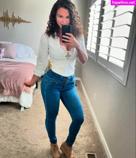 Annie Arbor OnlyFans Thumbnail #Tu0He7MoFq