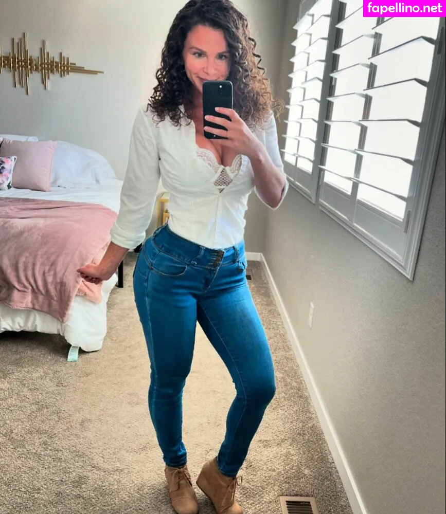 annie_arbor, anniearbor Nude Leaked OnlyFans Photo #Tu0He7MoFq