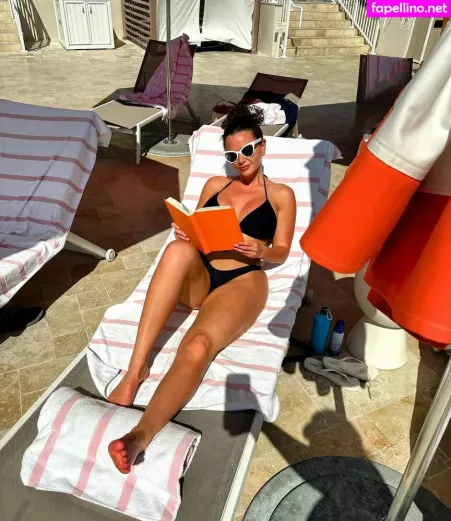 Annie Arbor OnlyFans Thumbnail #x4wPR3yDIw