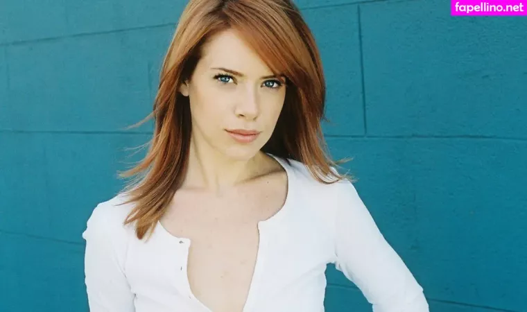 Annie Burgstede OnlyFans Thumbnail #gmgVx7Kqup