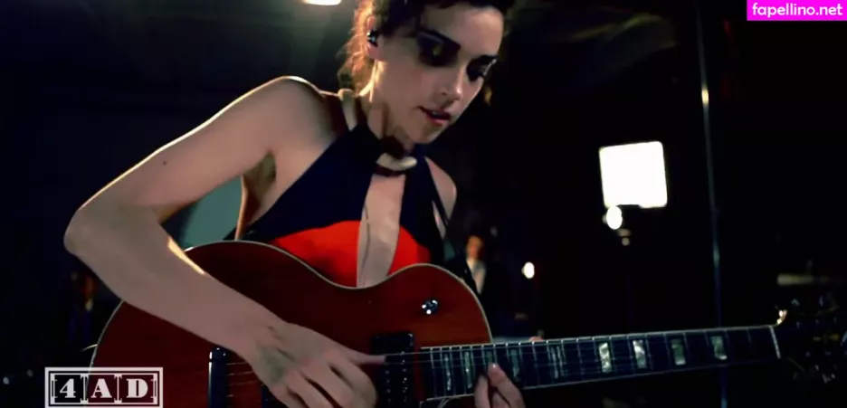 Annie Clark OnlyFans Thumbnail #TfTk0sqsBF